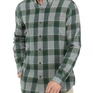 Men's plaid flannel shirt